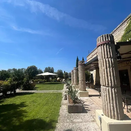 Landhuis Delser Manor House *