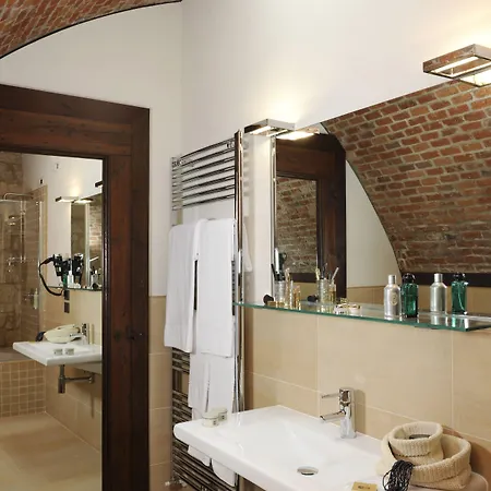 Delser Manor House Летний дом *