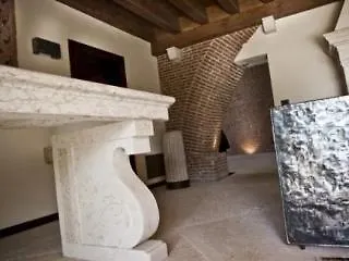 Landhaus Delser Manor House *