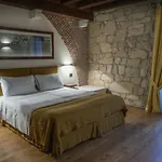 Delser Manor House *