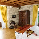 Casa de Campo Delser Manor House