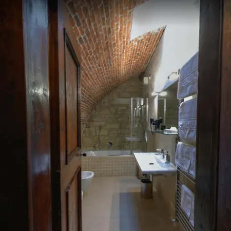 Delser Manor House Kır Evi