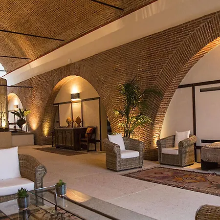 Delser Manor House Εξοχικό σπίτι *